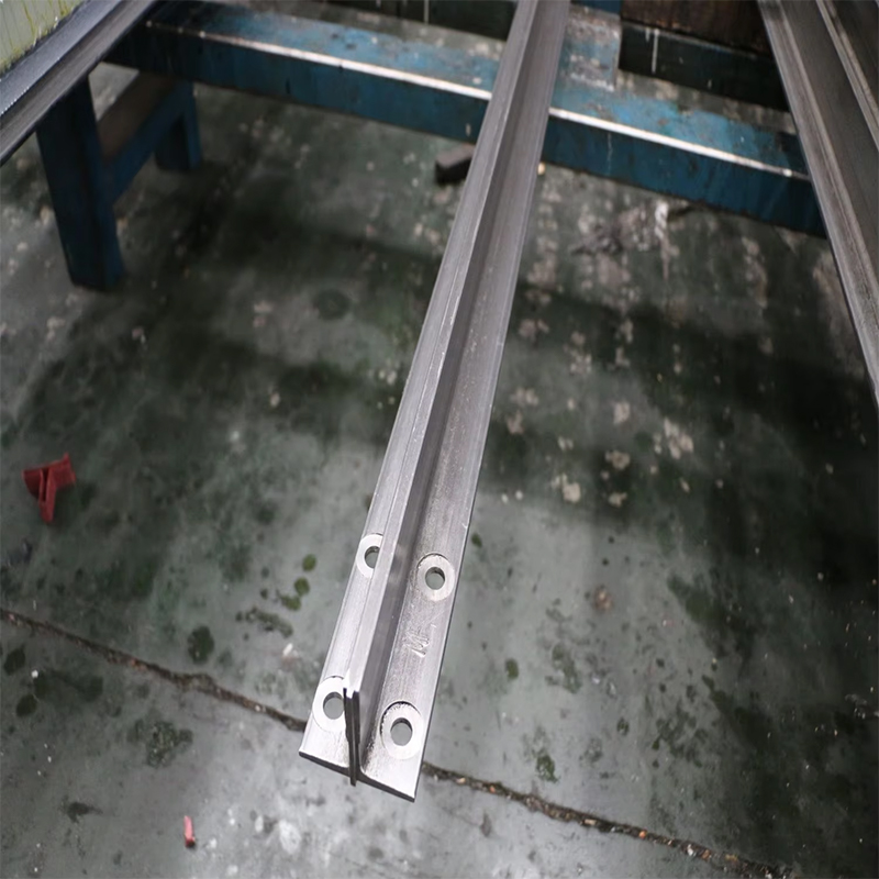 VTSP106 Liftonderdelen en -accessoires OEM Liftgeleiderail NV-model Roestvrij staal met glad oppervlak 1 jaar garantie