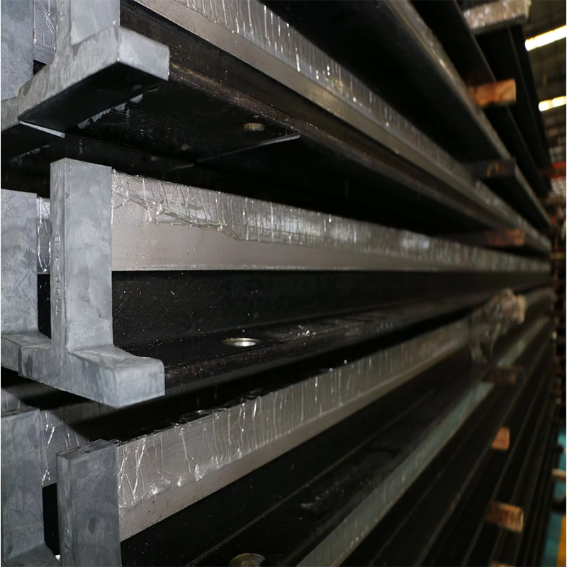VTSP108 Liftonderdelen en -accessoires Commerciële liftgeleiderail T127-2 Premium stalen rail